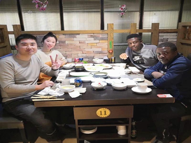 customer  visit Qingdao KXD company